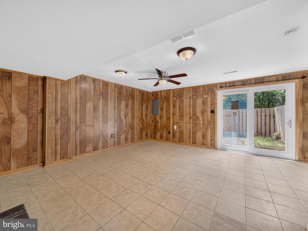 15057 CHERRYDALE DRIVE
