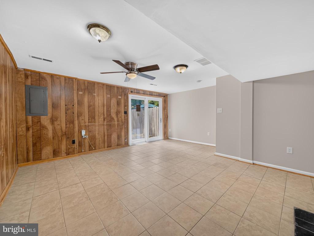 15057 CHERRYDALE DRIVE