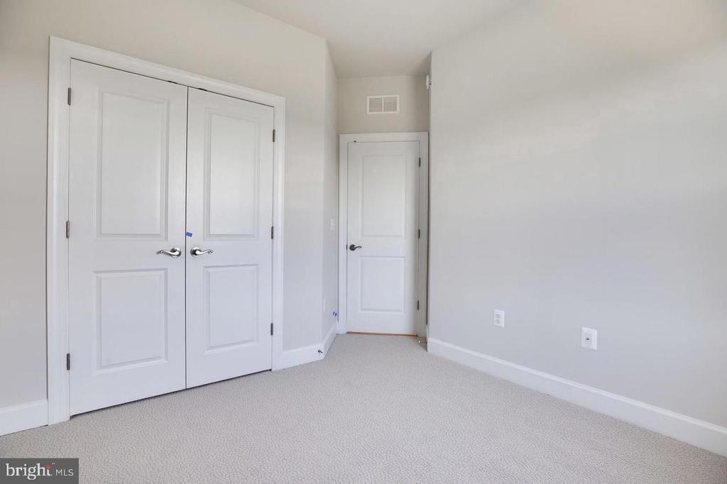 6051 CAMERONS FERRY DRIVE