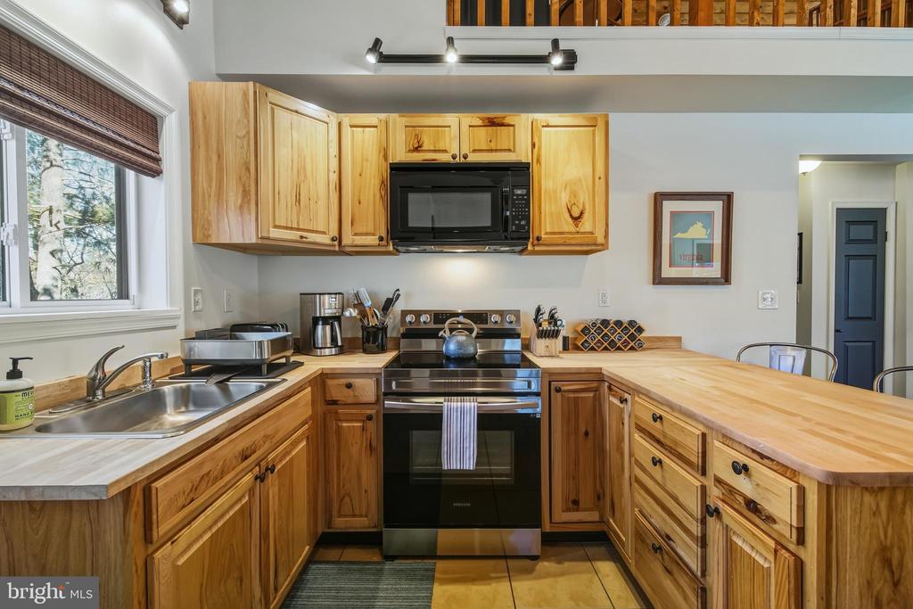 509 ALPINE WAY