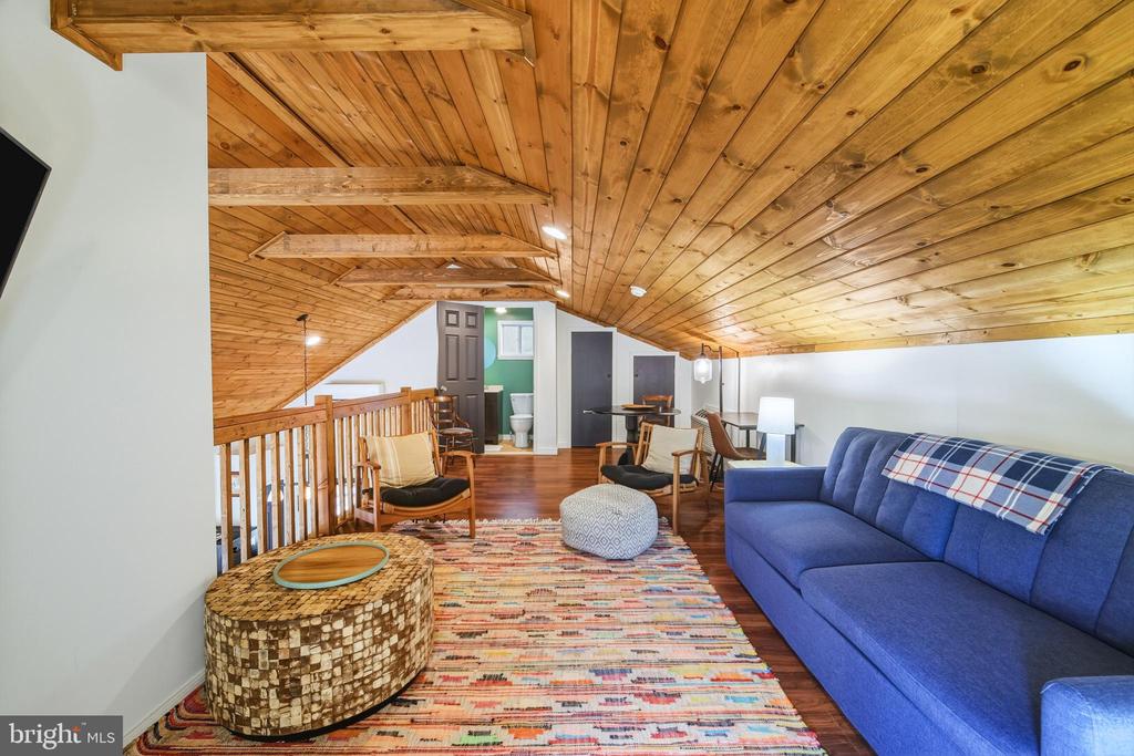 509 ALPINE WAY