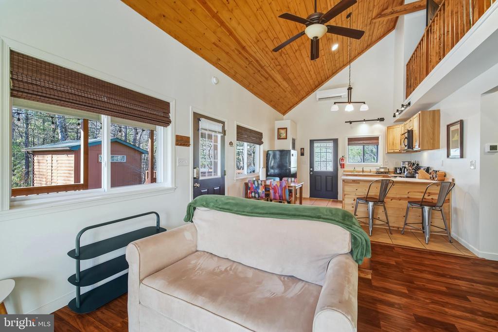 509 ALPINE WAY