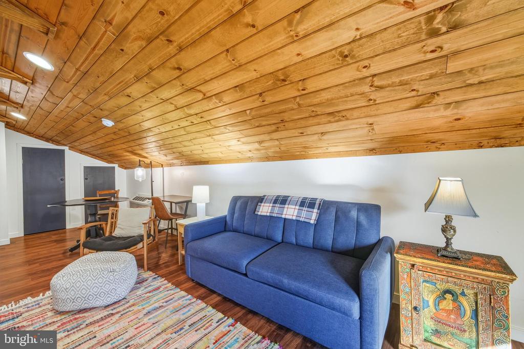 509 ALPINE WAY