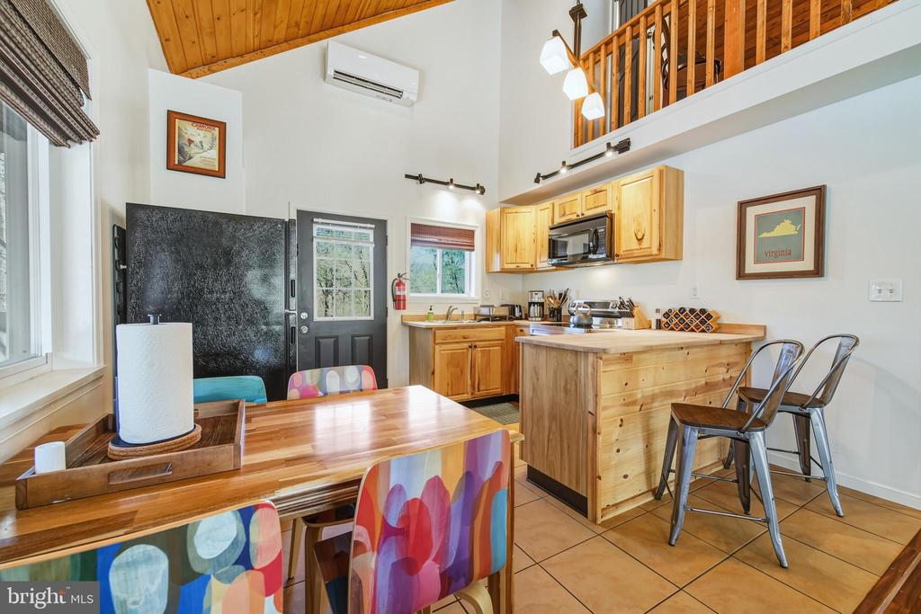 509 ALPINE WAY