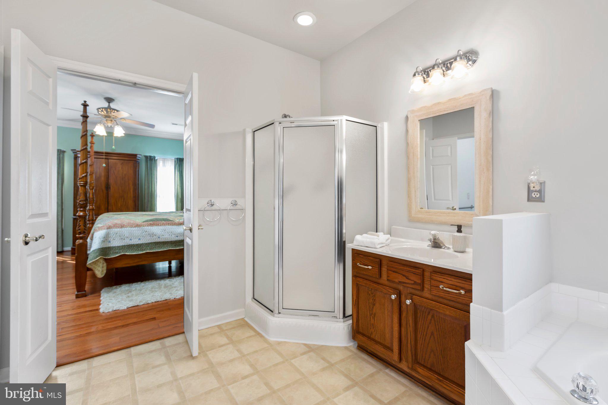 13008 Trench Ct