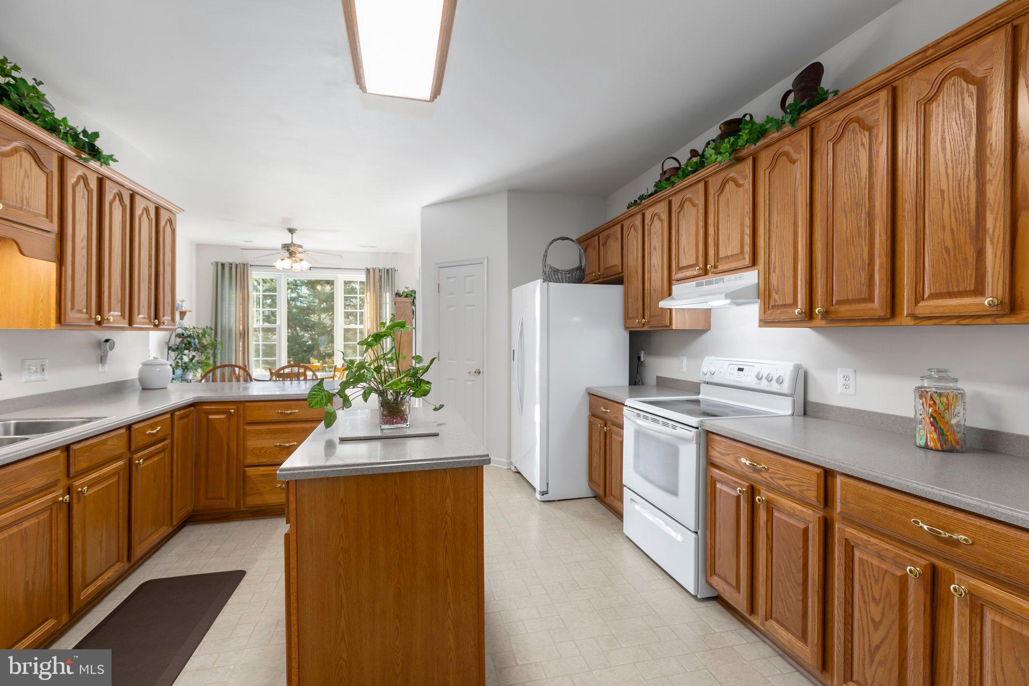 13008 Trench Ct