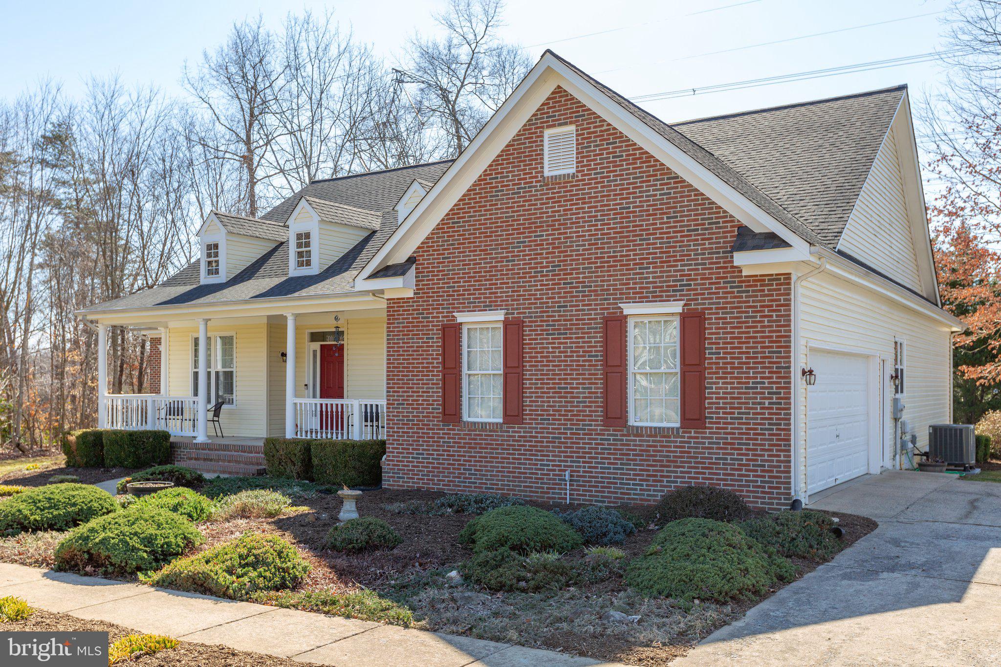 13008 Trench Ct