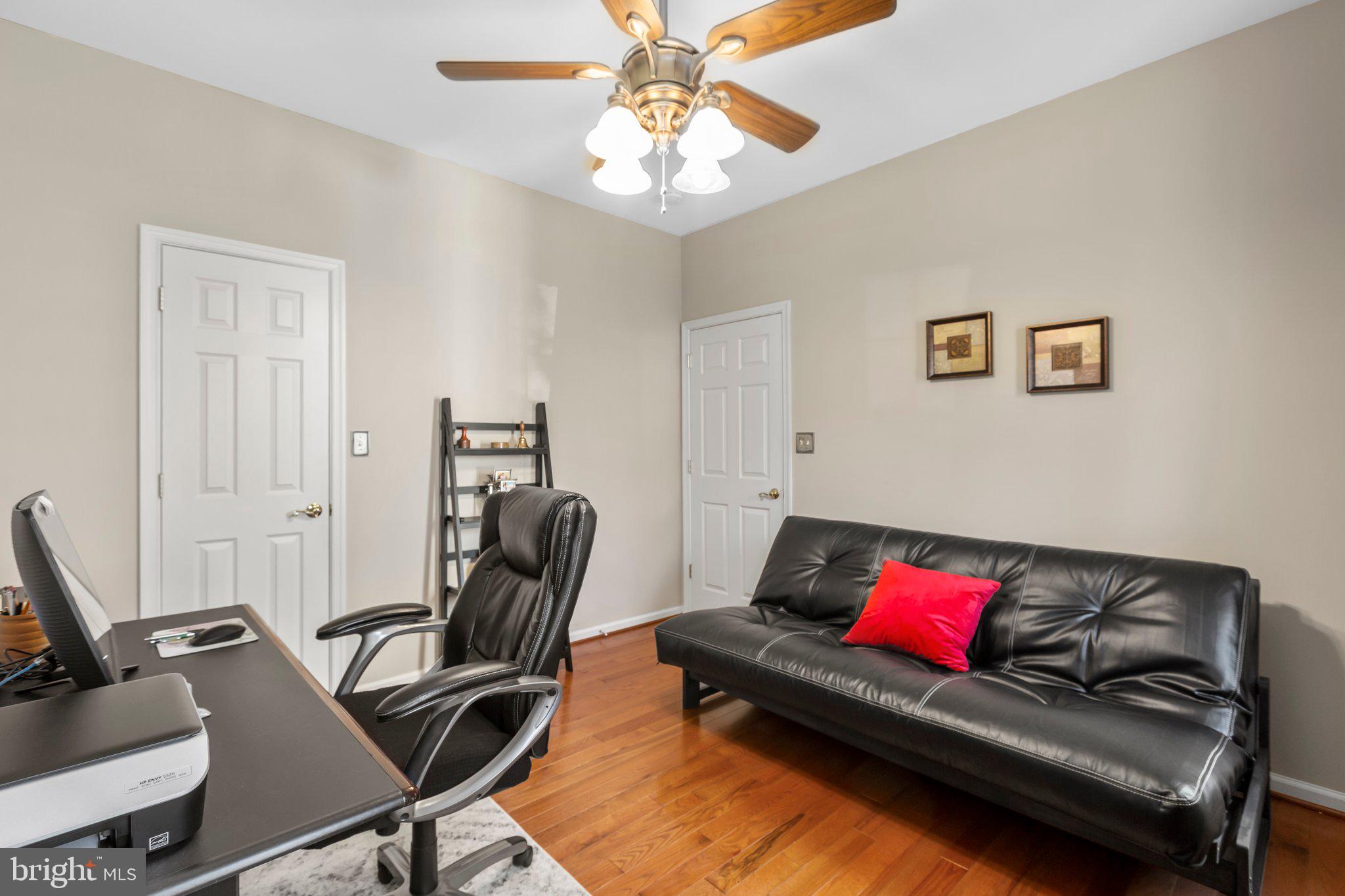 13008 Trench Ct