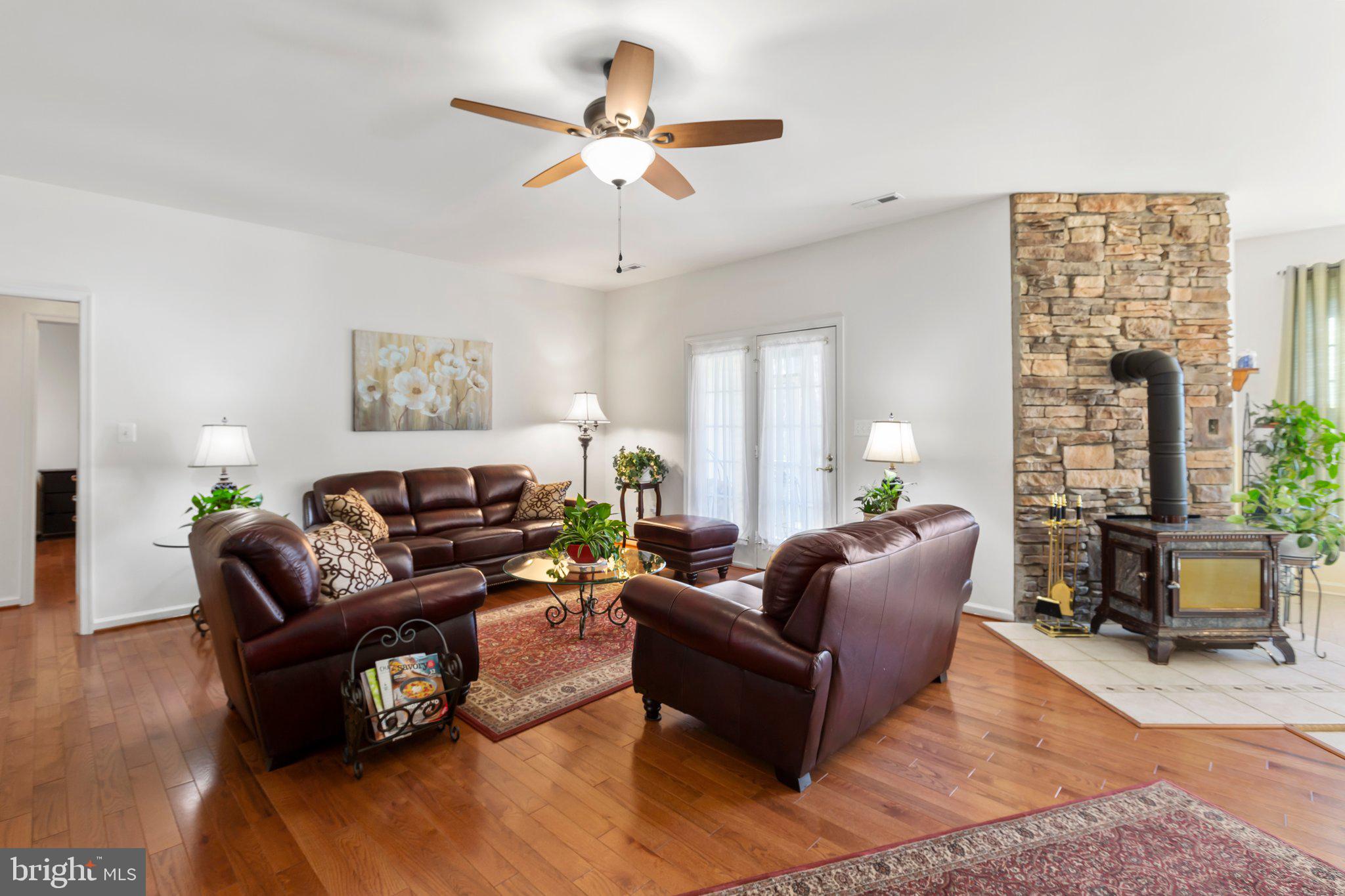 13008 Trench Ct