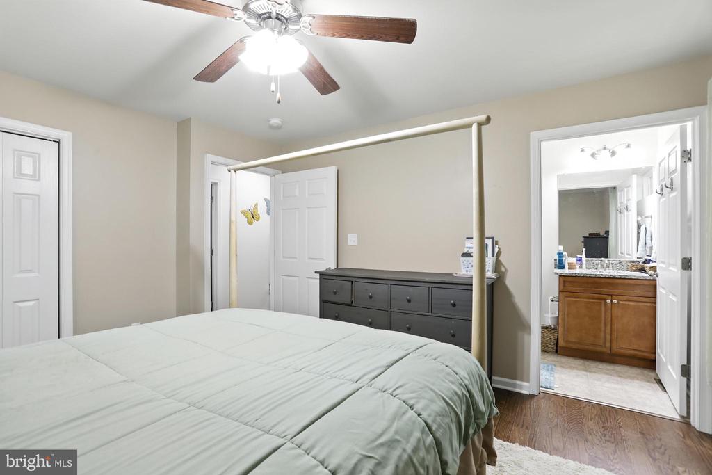 11518 WILDERNESS PARK DRIVE