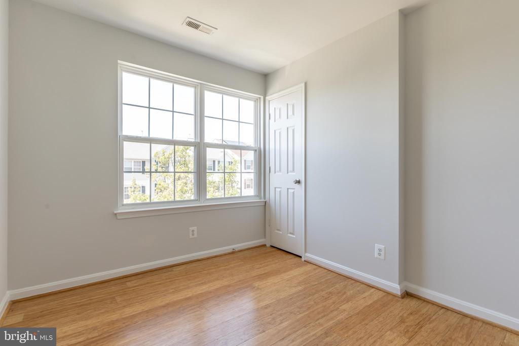 7308 WYTHEVILLE CIRCLE
