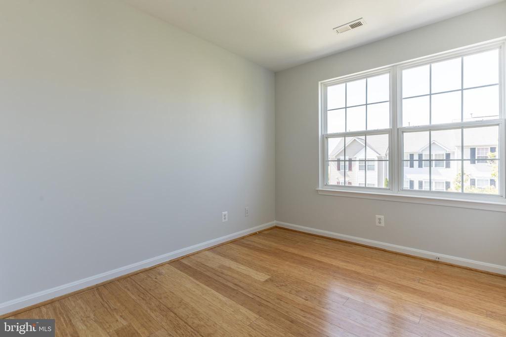 7308 WYTHEVILLE CIRCLE