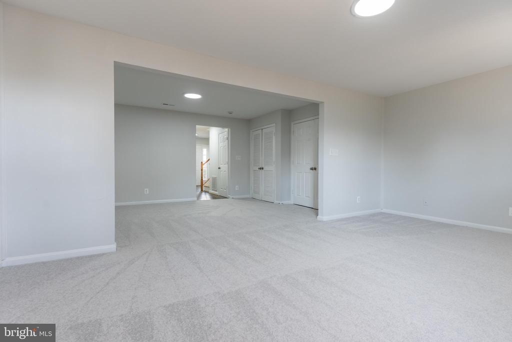 7308 WYTHEVILLE CIRCLE