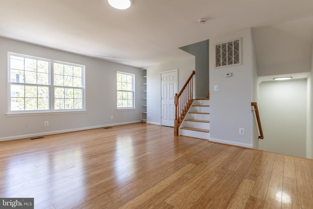 7308 WYTHEVILLE CIRCLE
