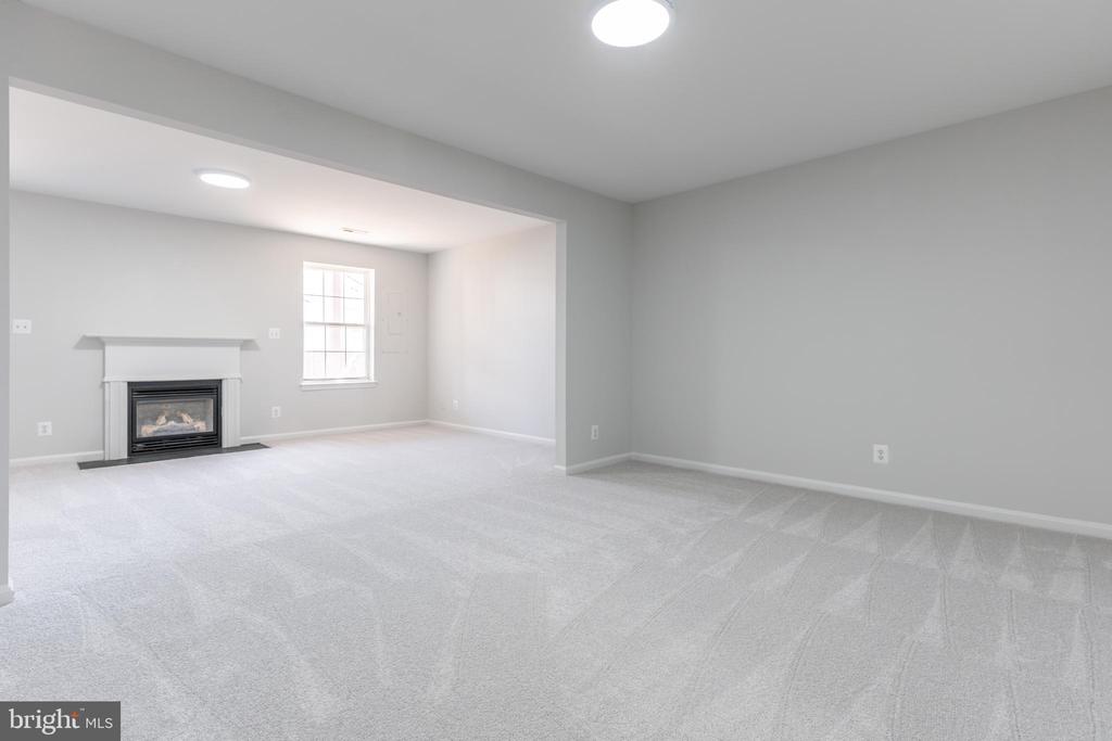 7308 WYTHEVILLE CIRCLE