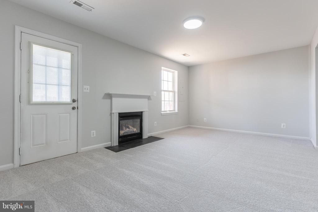 7308 WYTHEVILLE CIRCLE