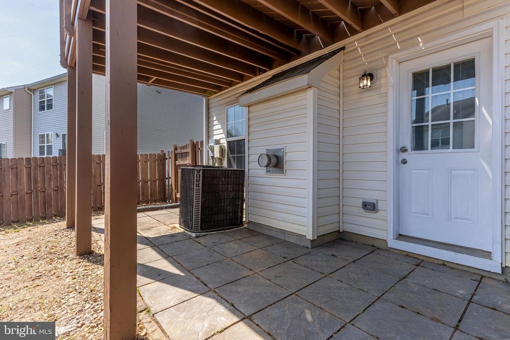 7308 WYTHEVILLE CIRCLE
