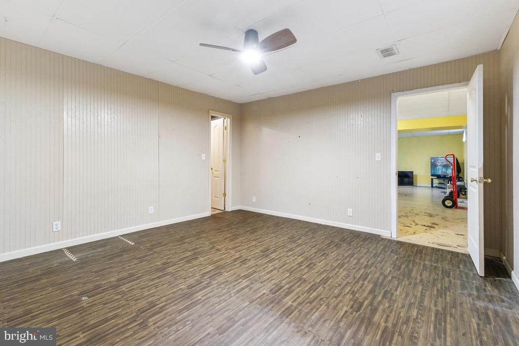 152 Cherry Hill Dr