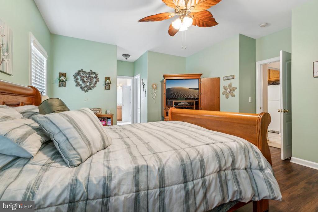 152 Cherry Hill Dr