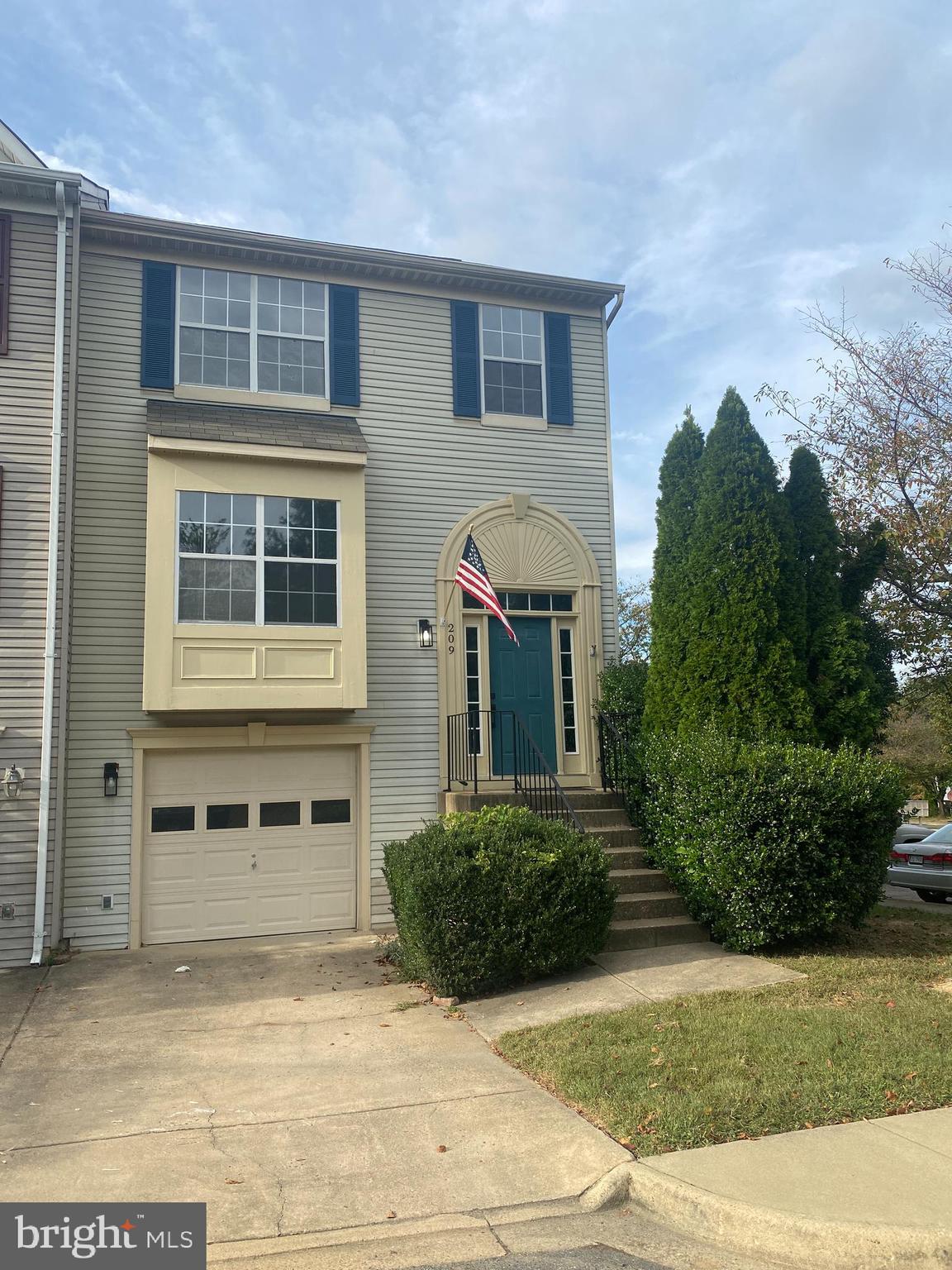209 BACKRIDGE CT