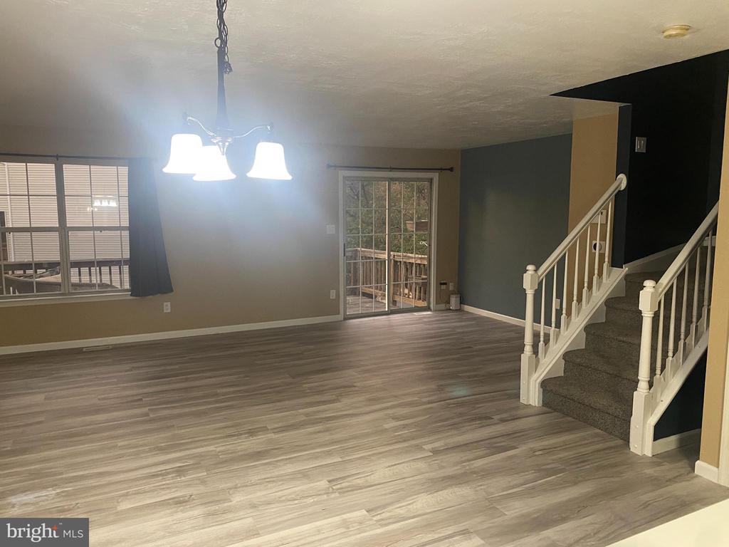 209 BACKRIDGE CT