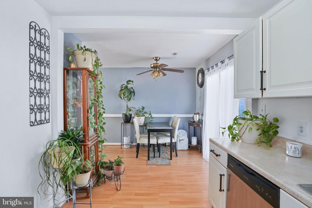 901 Madison Ct