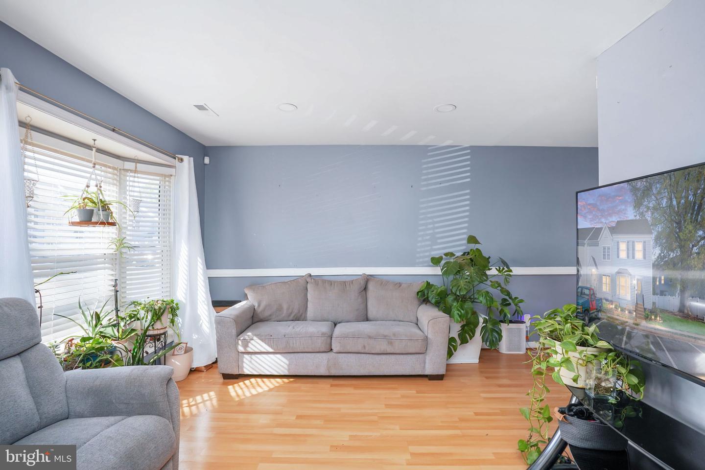 901 Madison Ct