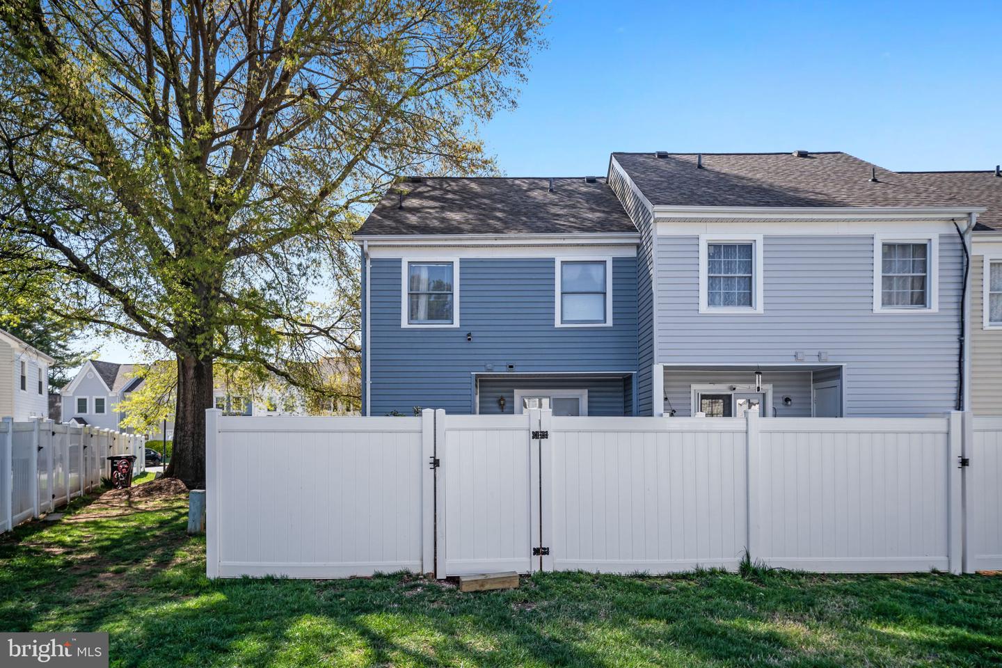 901 Madison Ct