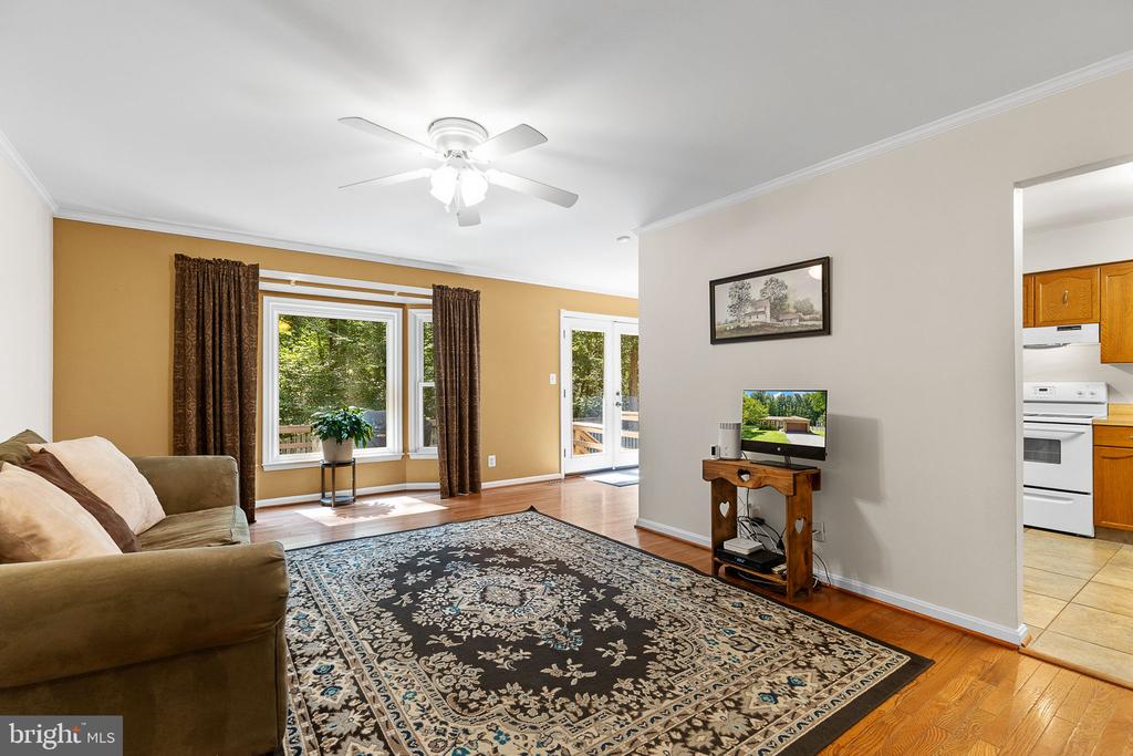 208 Greenspring Dr