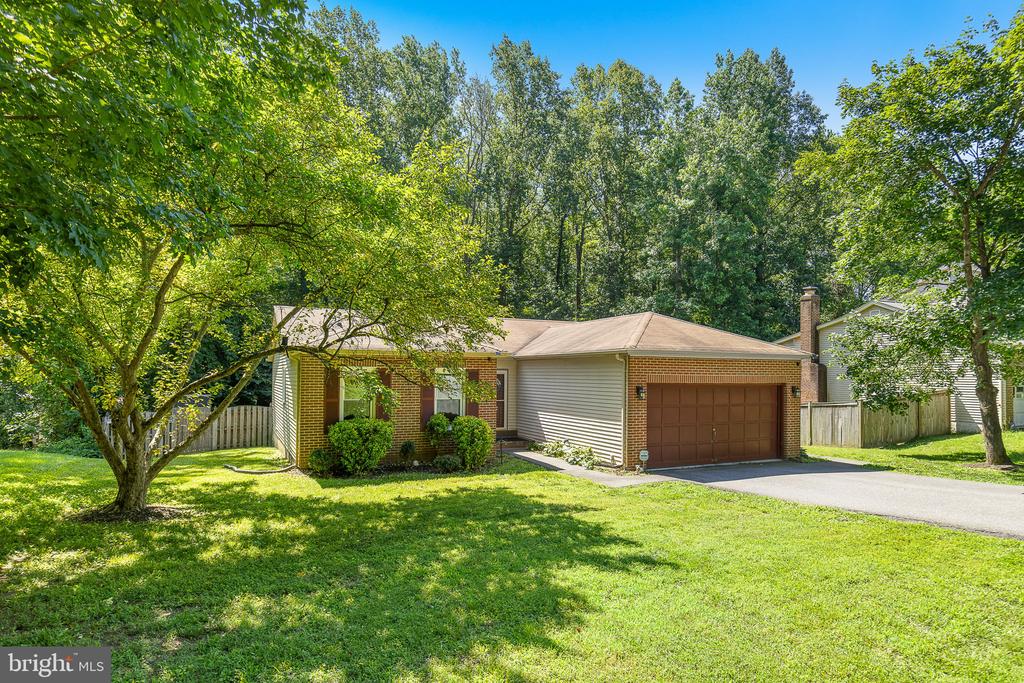 208 Greenspring Dr