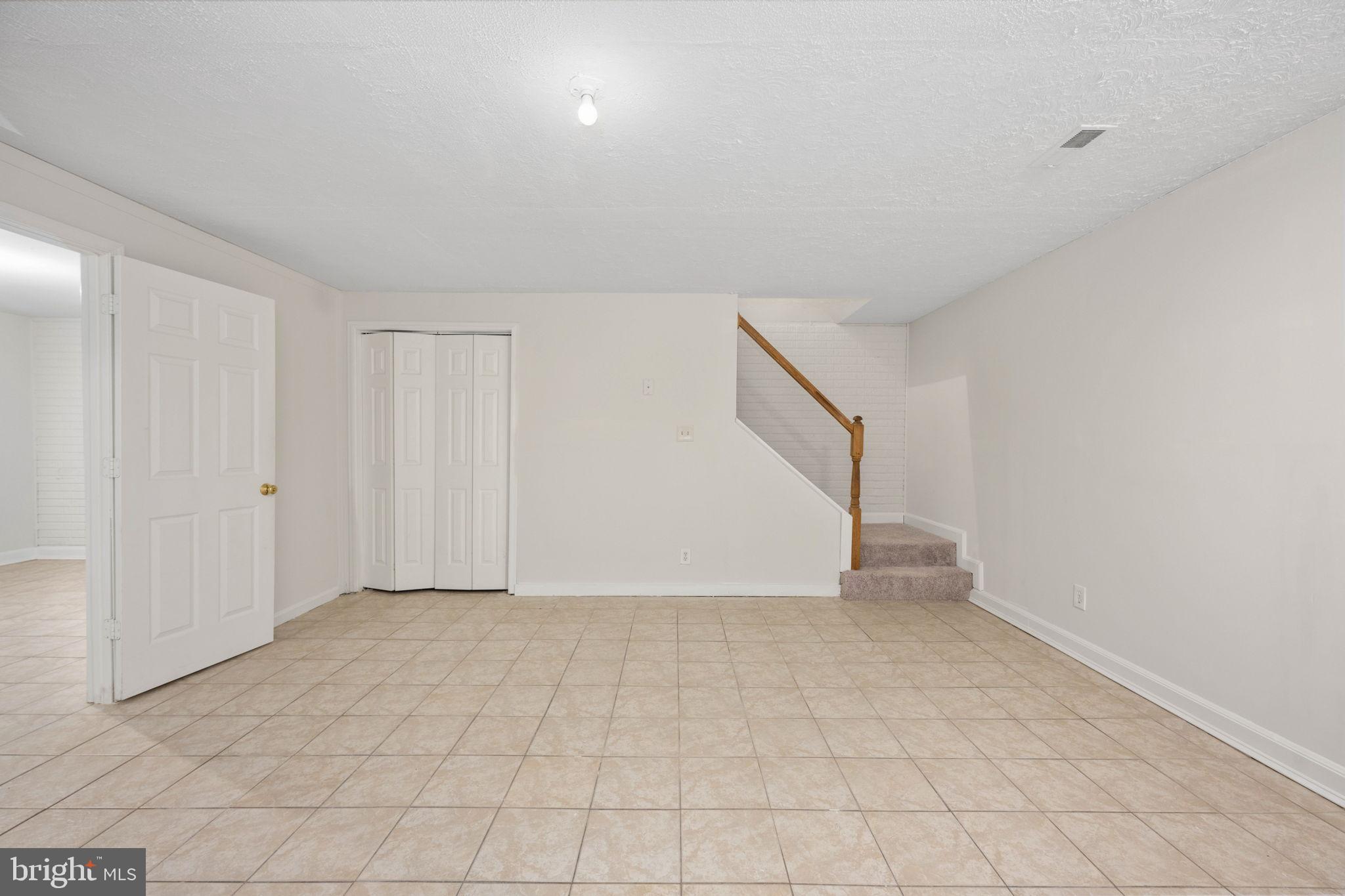 113 Powhatan Ct #105