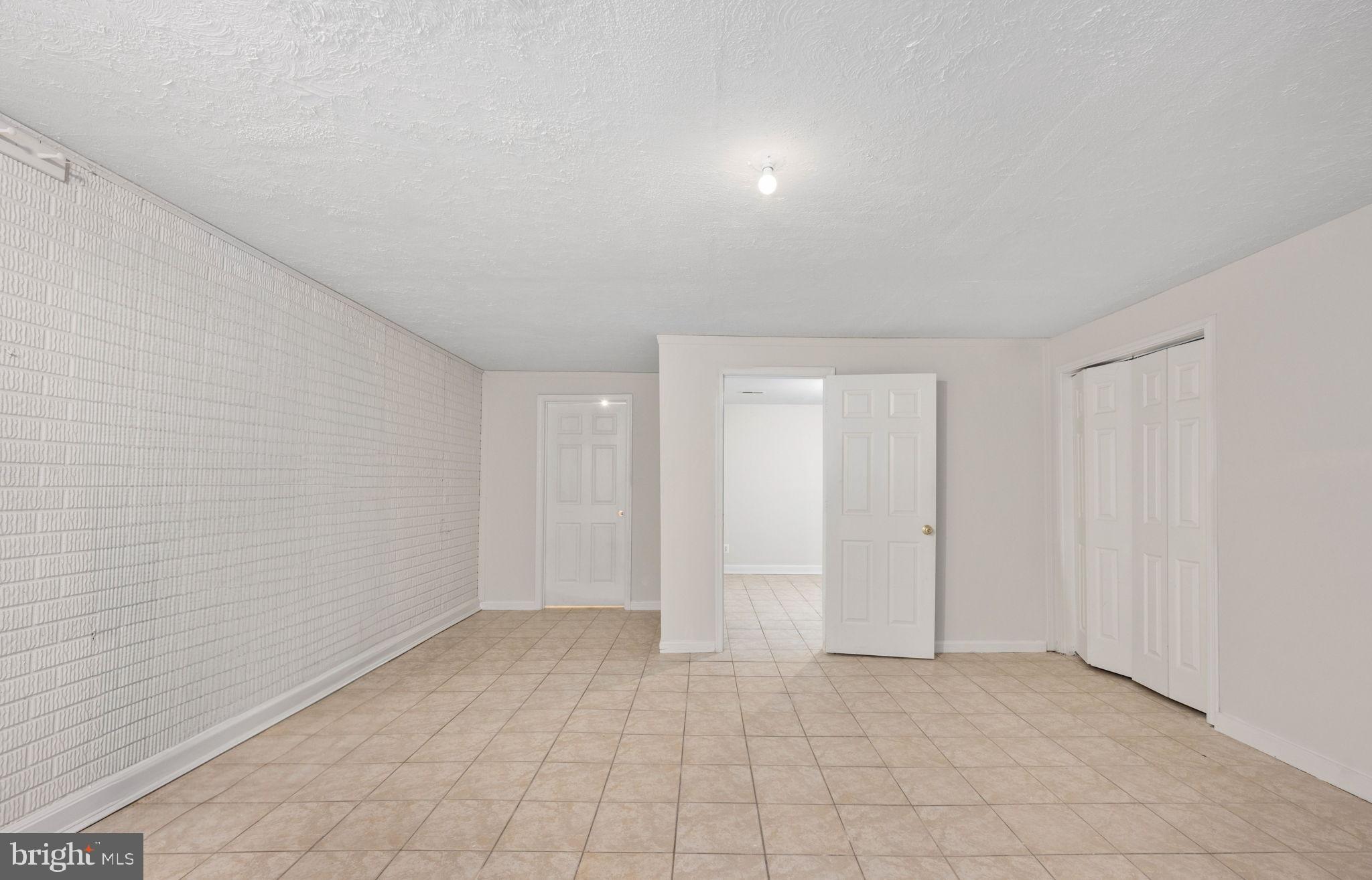 113 Powhatan Ct #105