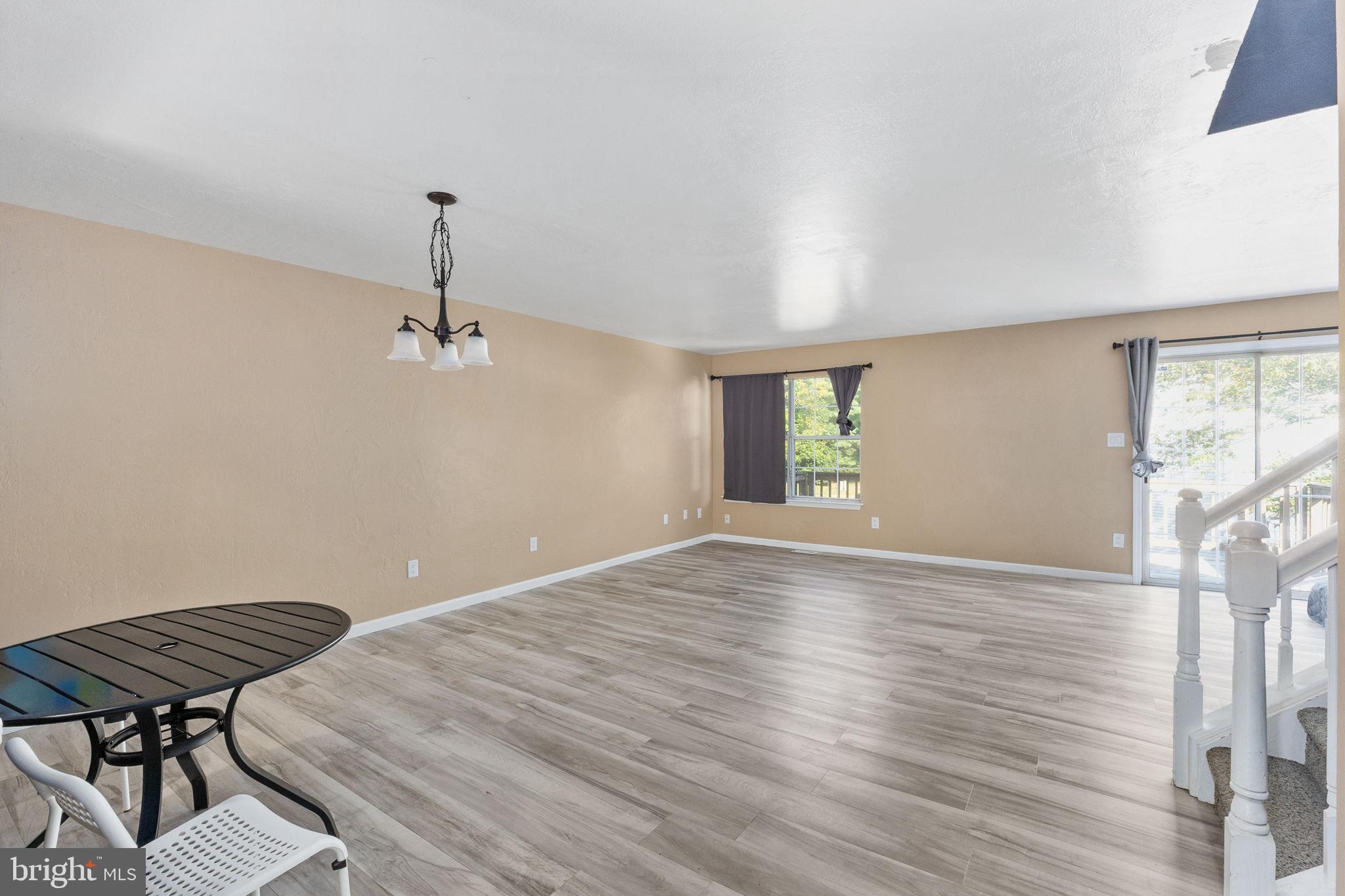 209 BACKRIDGE COURT