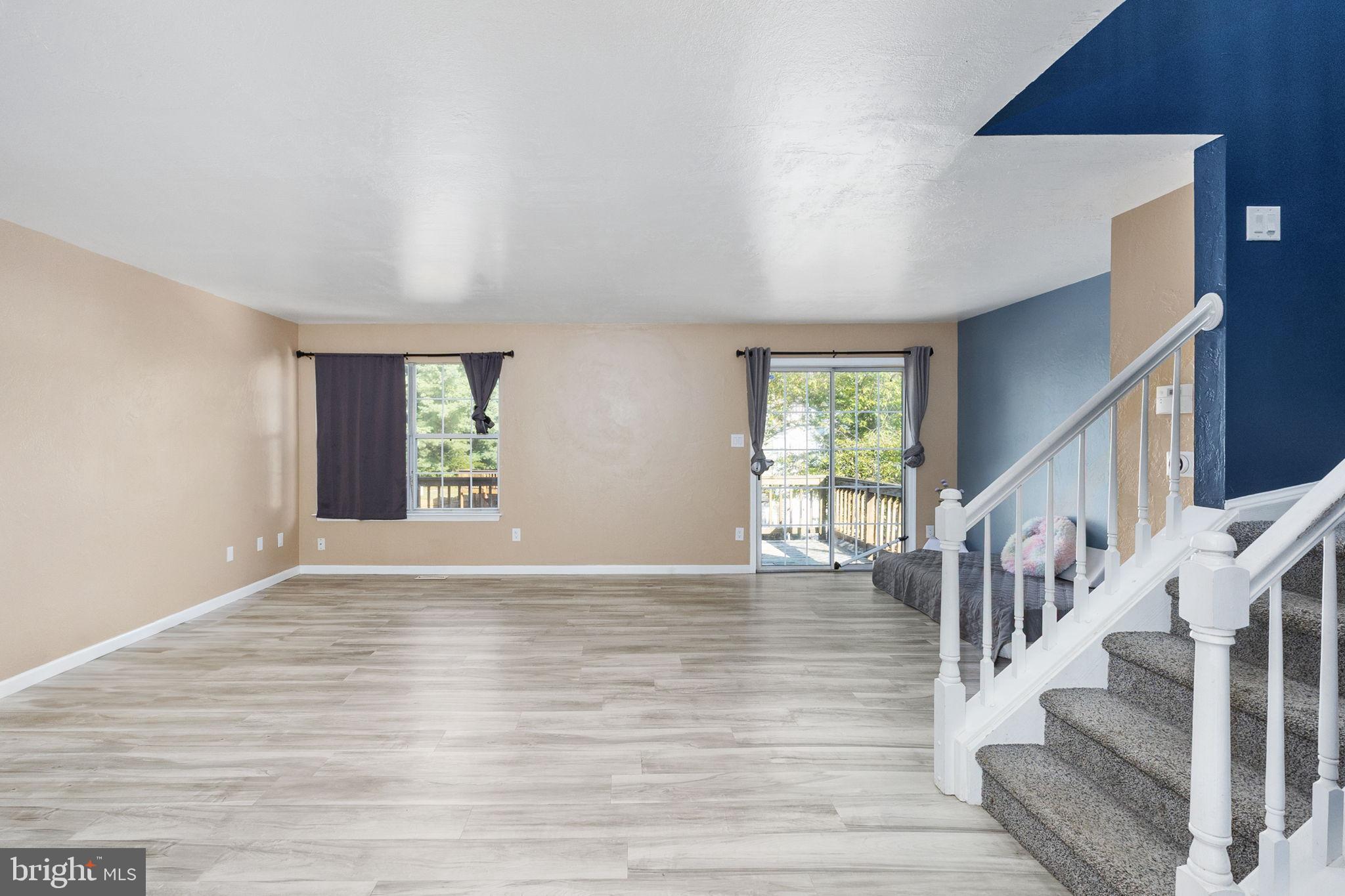 209 BACKRIDGE COURT