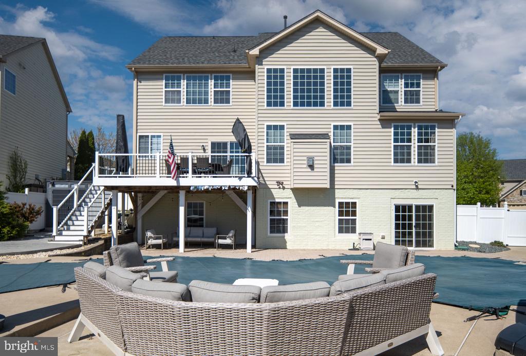 127 COACHMAN CIRCLE