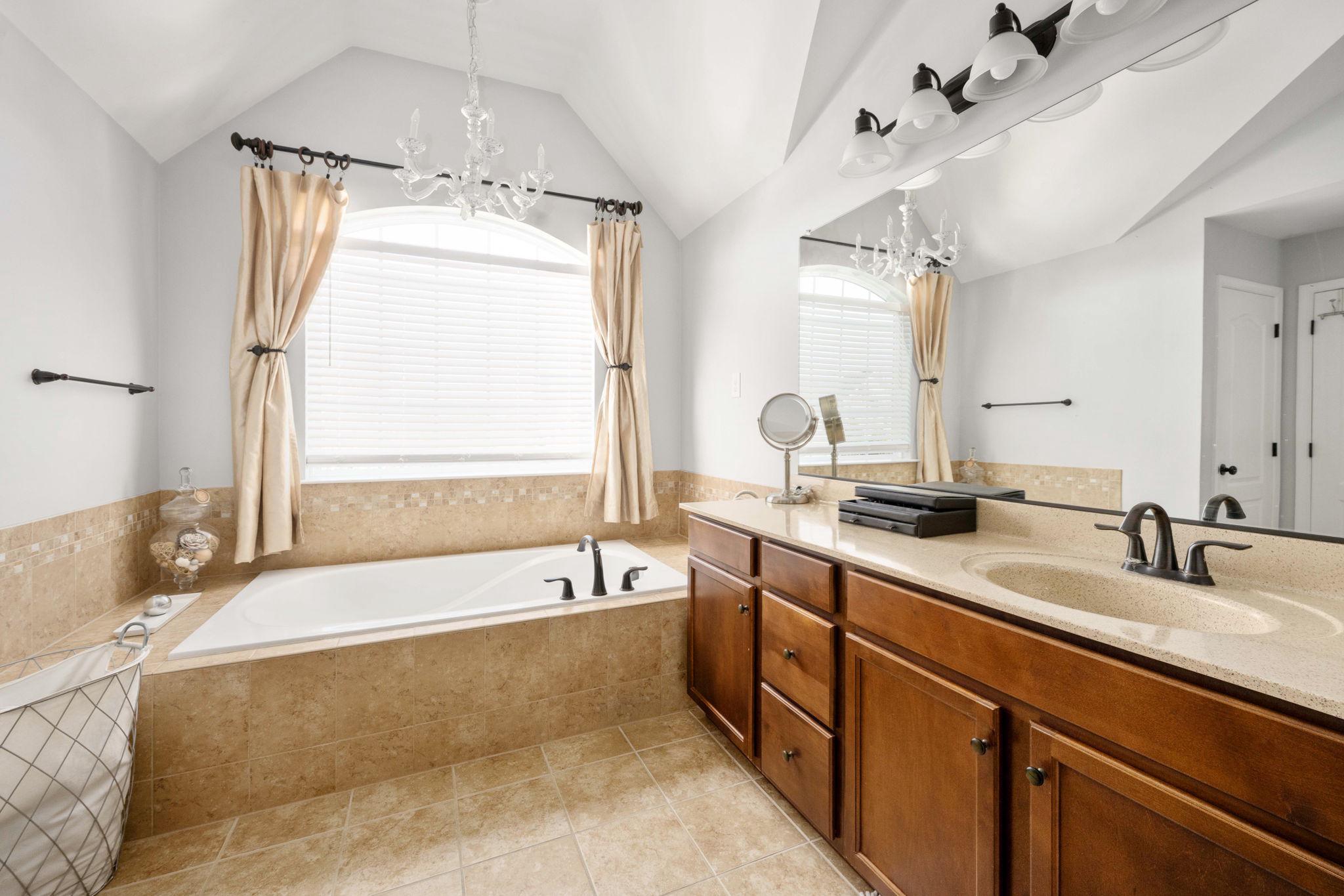 127 COACHMAN CIRCLE