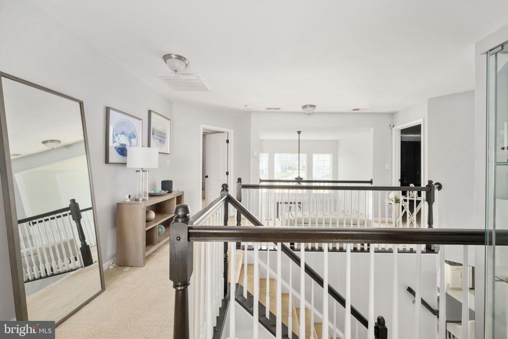 127 COACHMAN CIRCLE