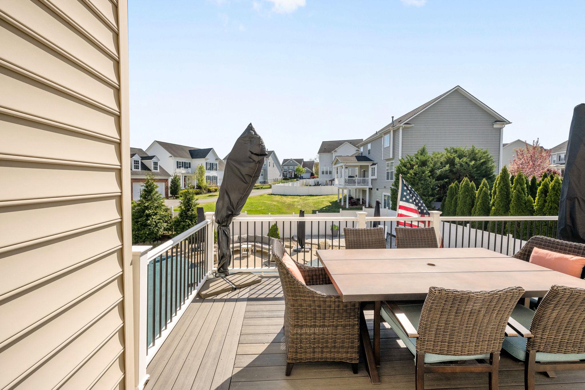 127 COACHMAN CIRCLE