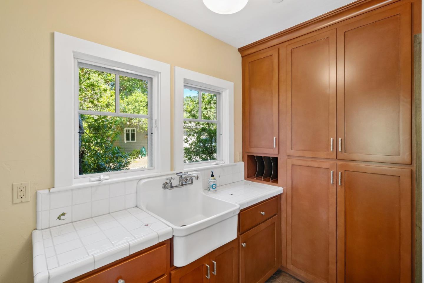 105 Highland Avenue