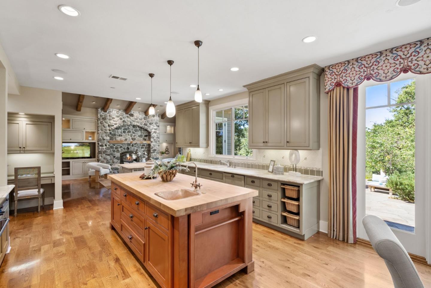 105 Highland Avenue