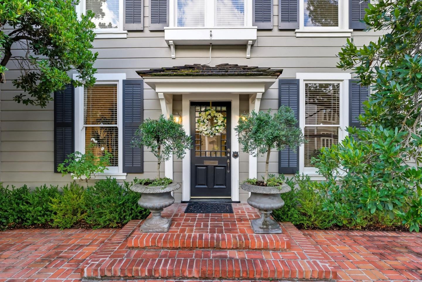 120 Oak Meadow Drive