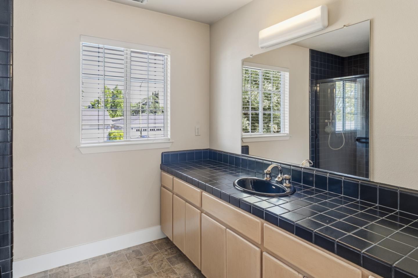 2160 Rosswood Drive
