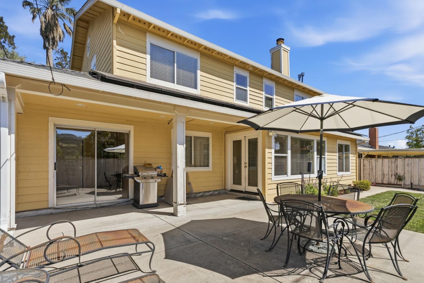 2160 Rosswood Drive