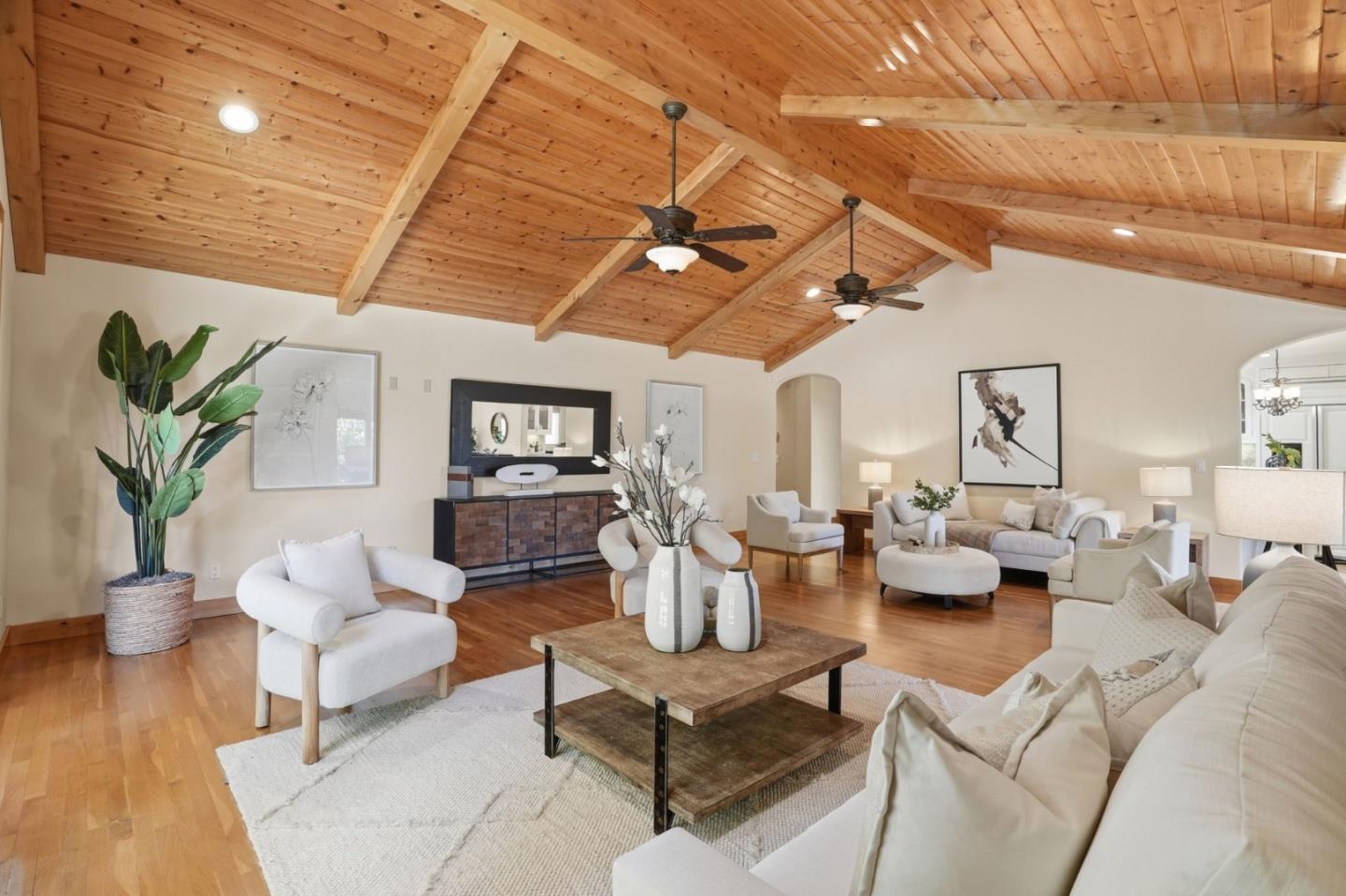 17660 Vineland Avenue