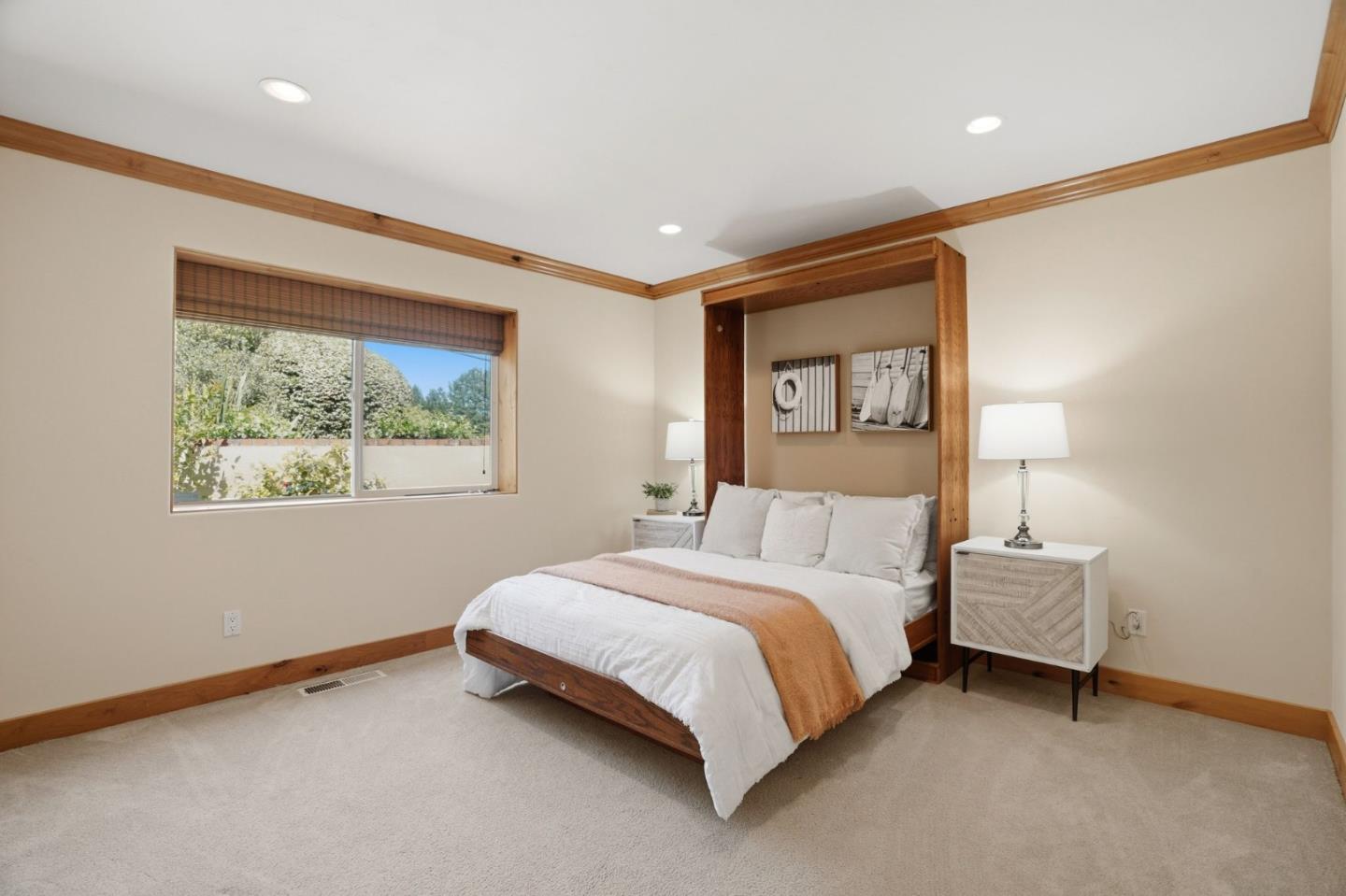 17660 Vineland Avenue