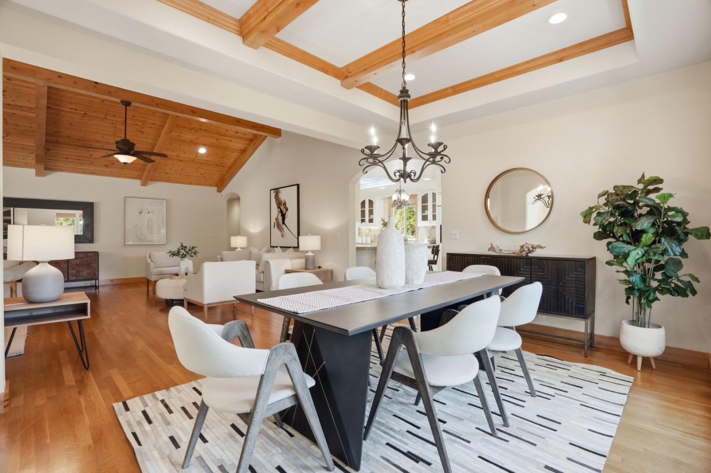 17660 Vineland Avenue