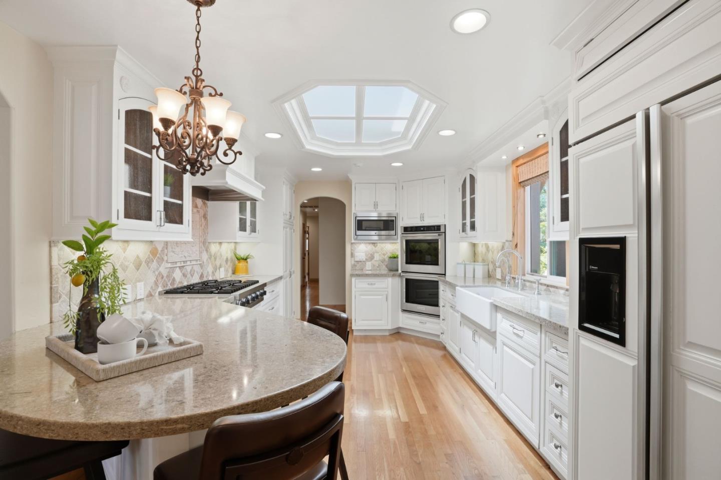 17660 Vineland Avenue