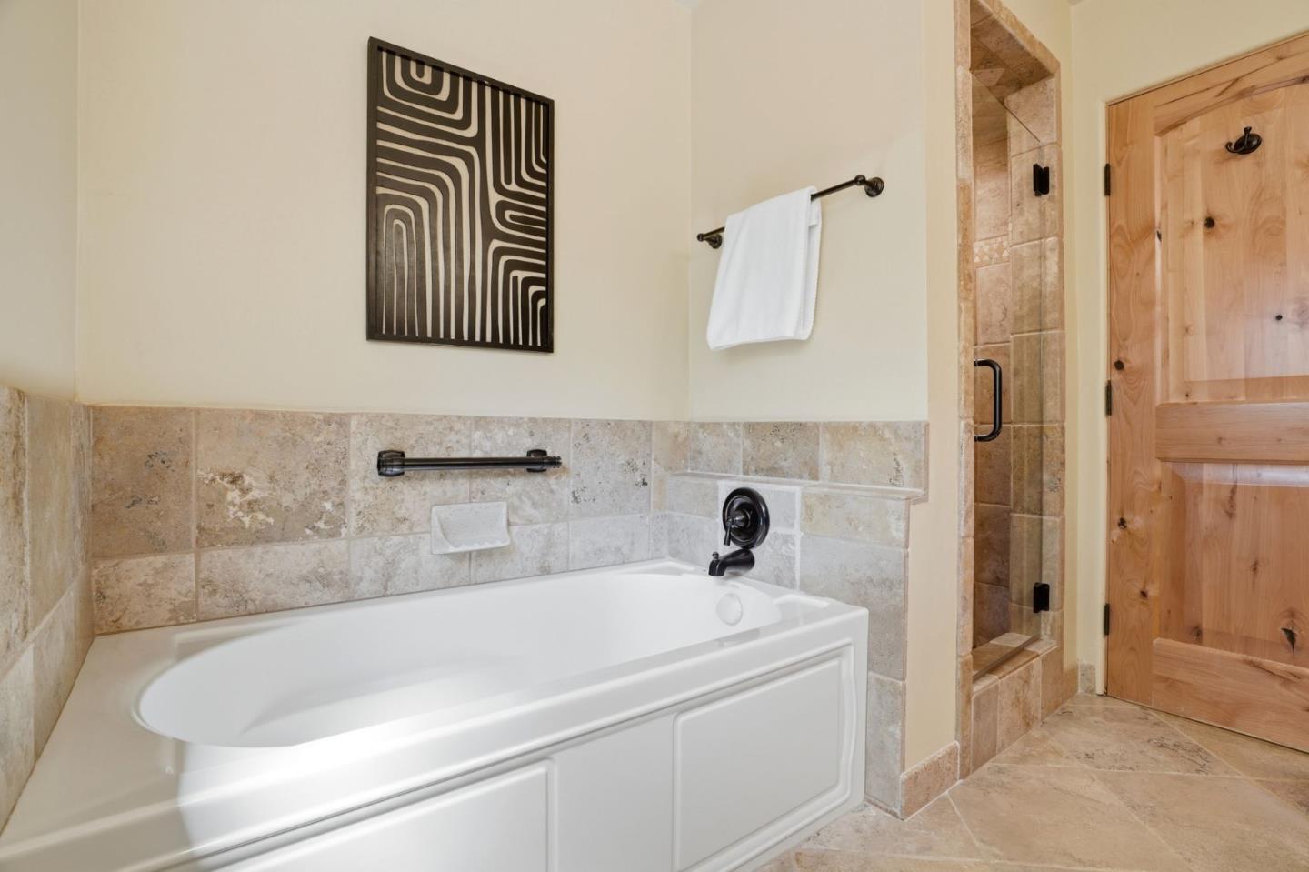 17660 Vineland Avenue