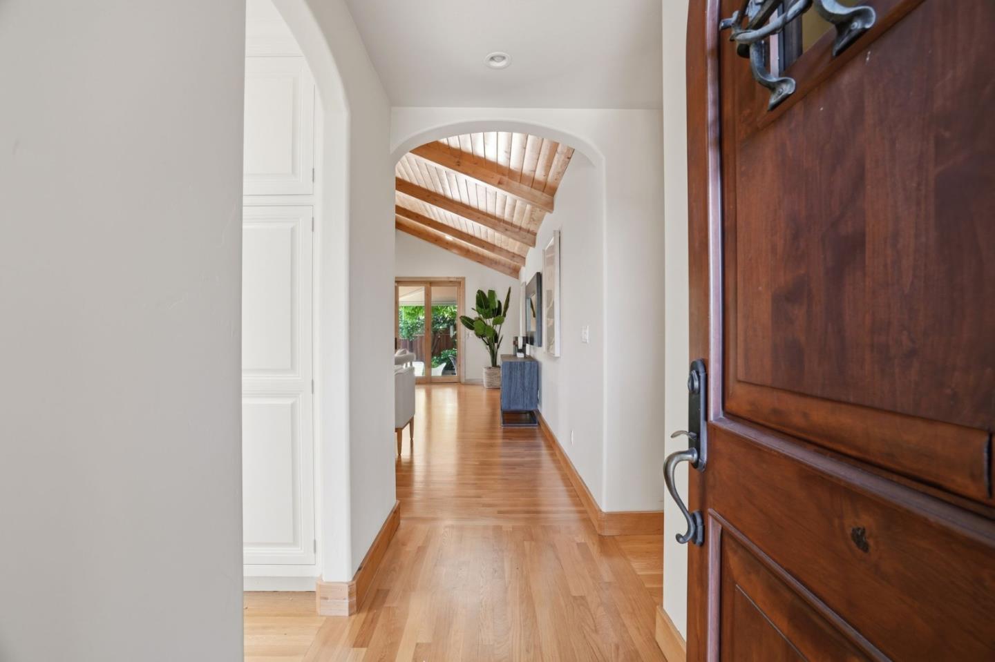 17660 Vineland Avenue