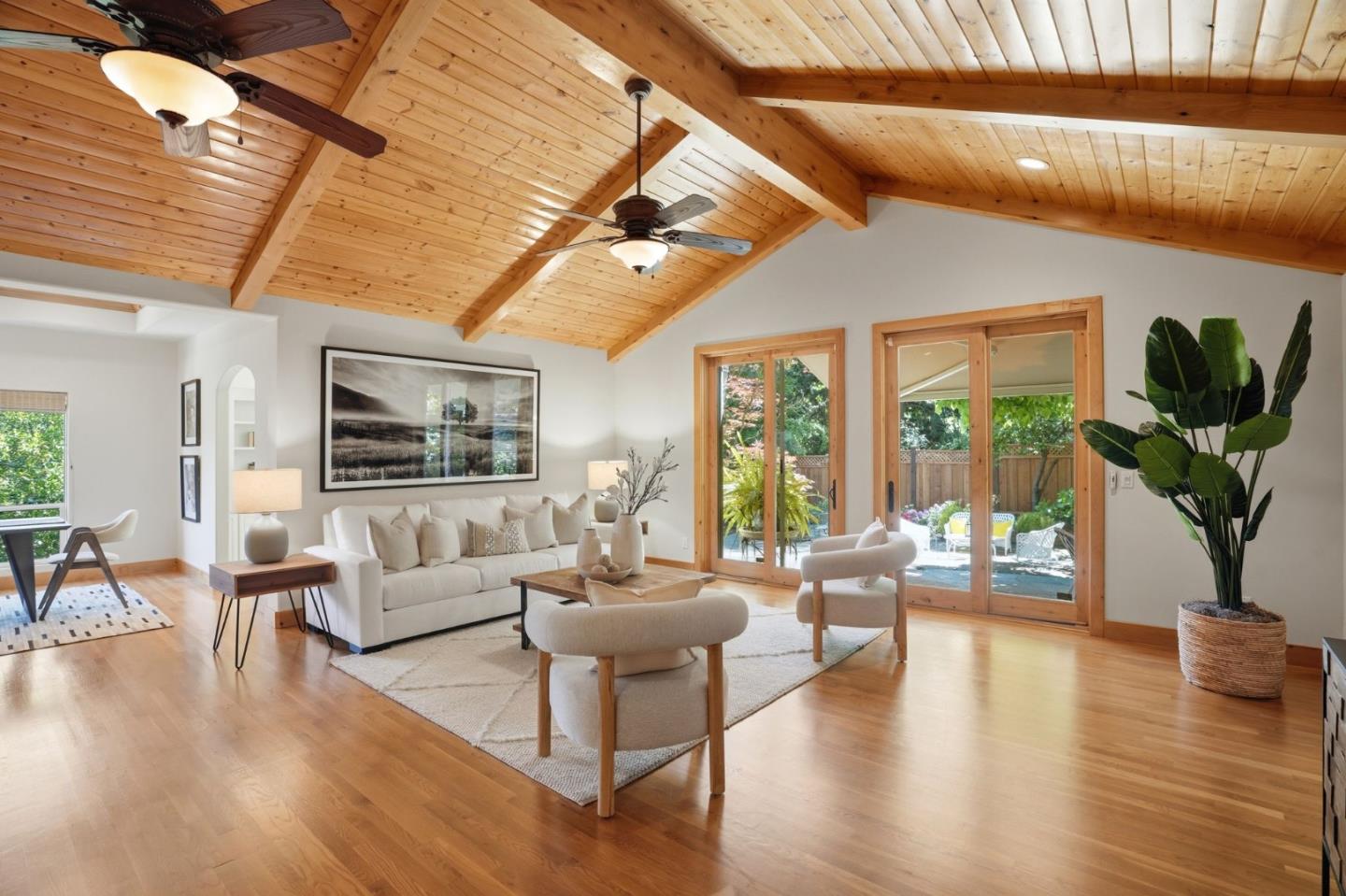 17660 Vineland Avenue